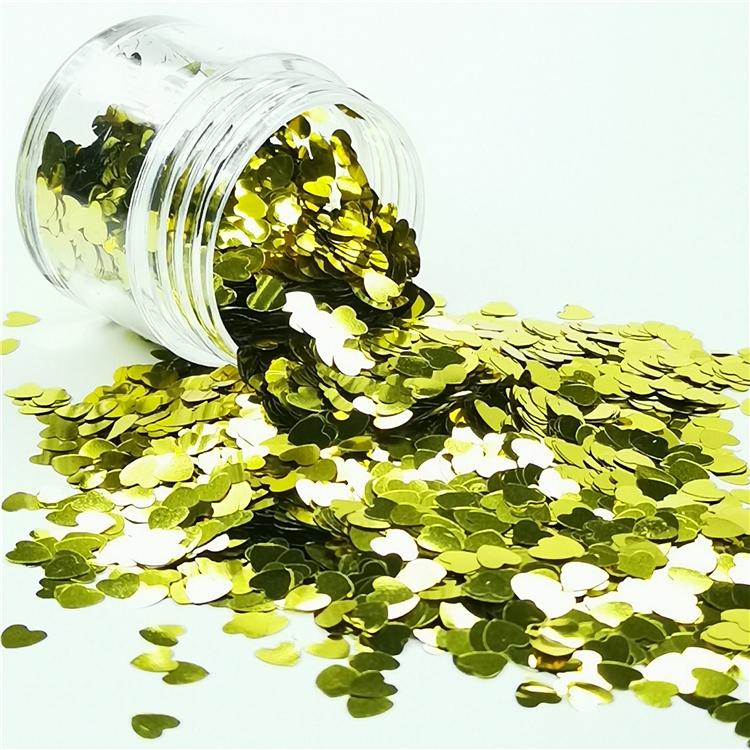 4mm Heart Shapes Gold Glitter B0203