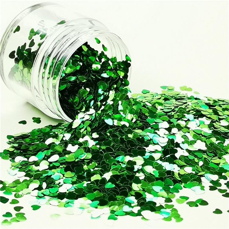 3mm Heart Shapes Green Glitter B0609