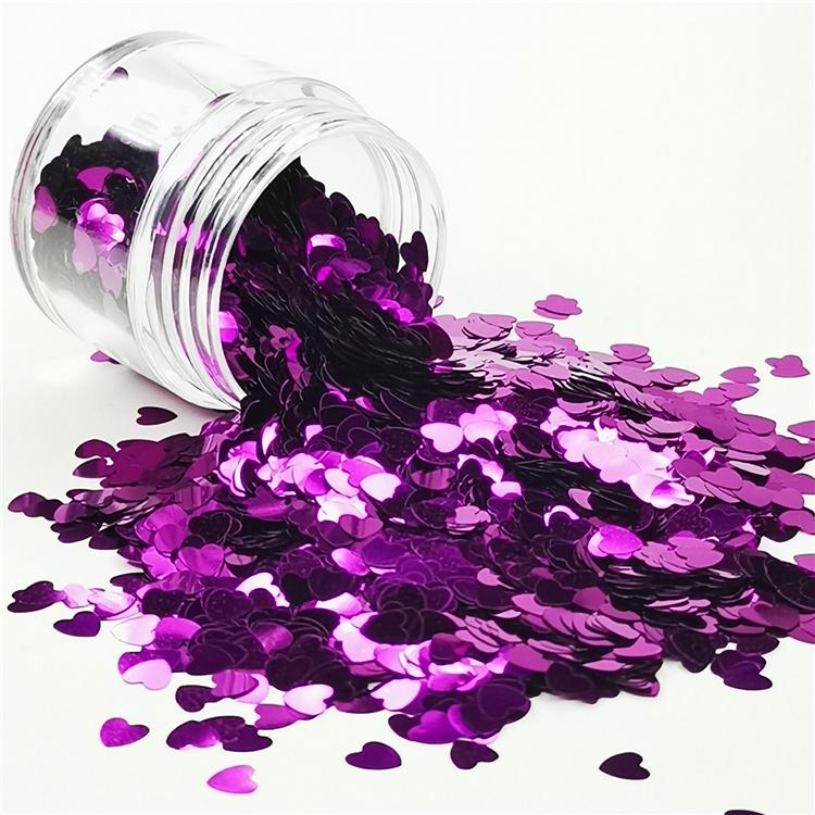4mm Heart Shapes Purple Glitter B0800