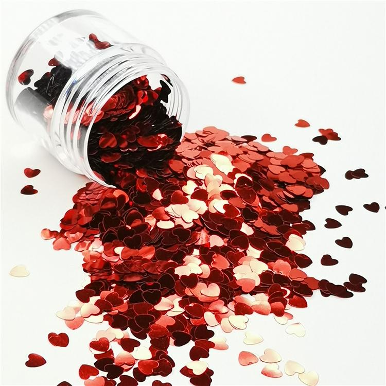 4mm Heart Shapes Red Glitter B0306